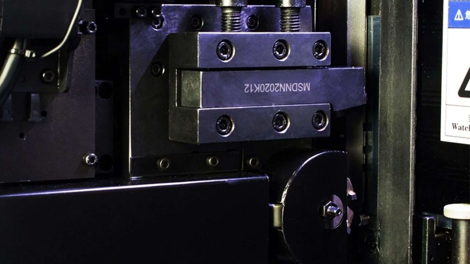 12 Unique Features of the Best Channel Bender Machine